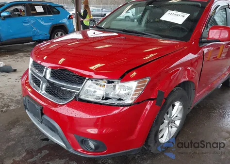 2015 Dodge Journey Sxt z USA, uszkodzony, nr VIN 3C4PDDBG8FT526201